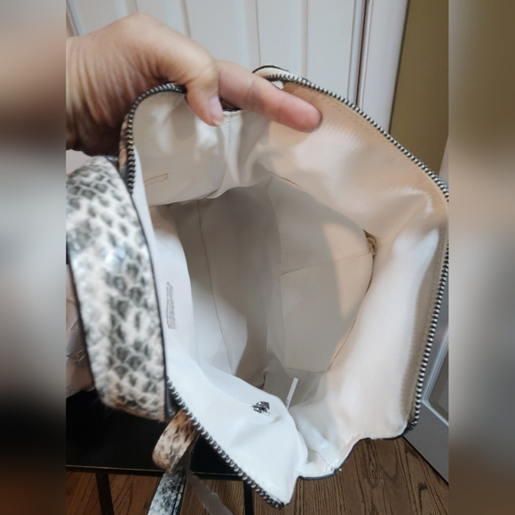 Backpack Purse Vegan Animal Print NWT a. new day - Picture 10 of 11